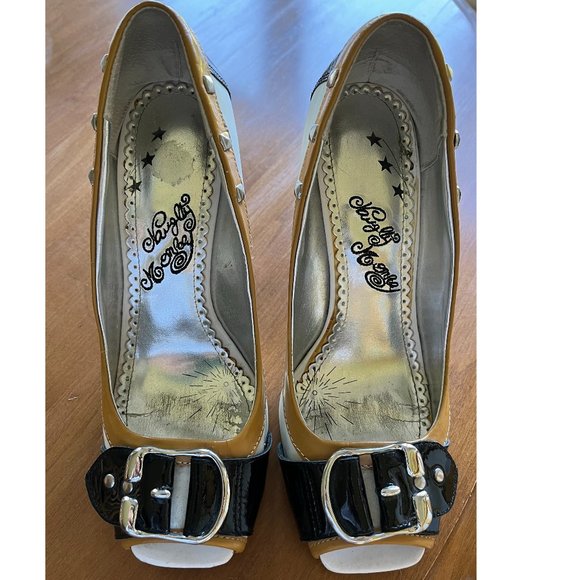 Naughty Monkey Women's Colorful Talk 2 Pump - REDUCED Pricing - Picture 2 of 10